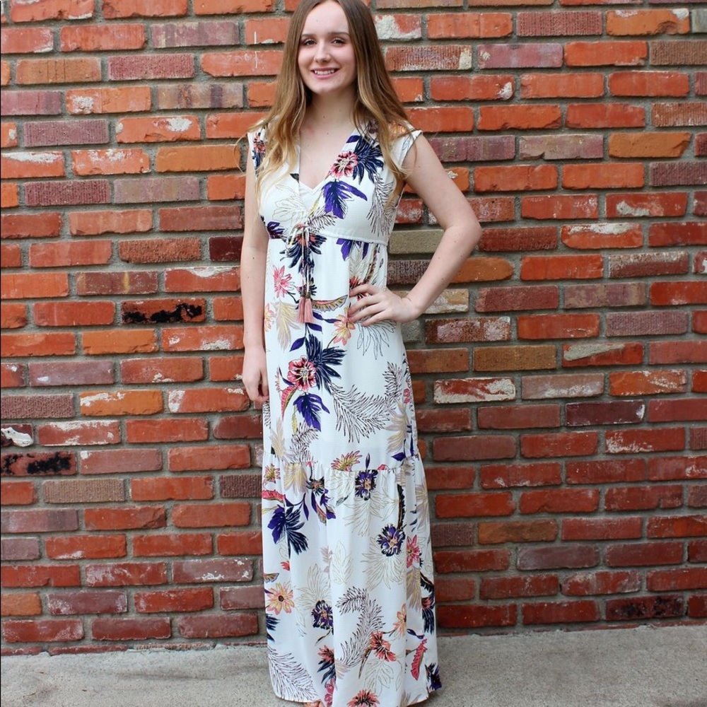 Love Stitch Tropical Maxi Dress